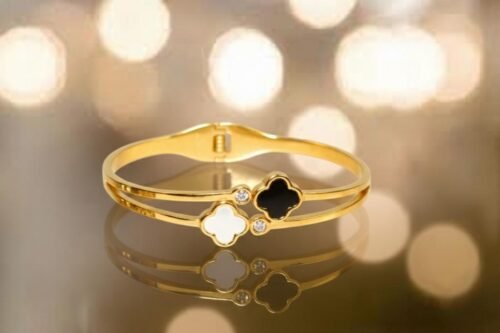 Black & White Clover Bangle Bracelet